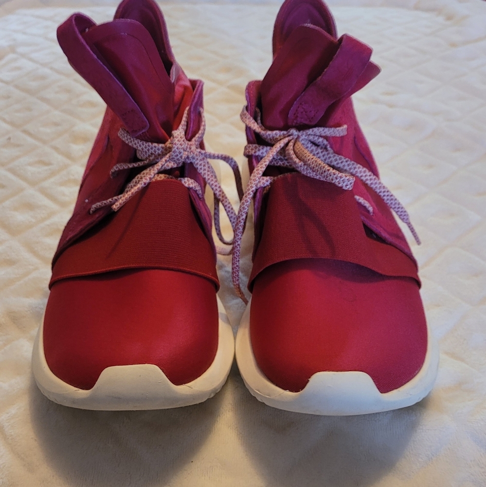 Adidas Original Tubular Defiant Size 9